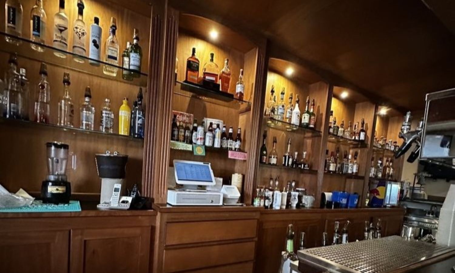 Sutton Bar and Grill